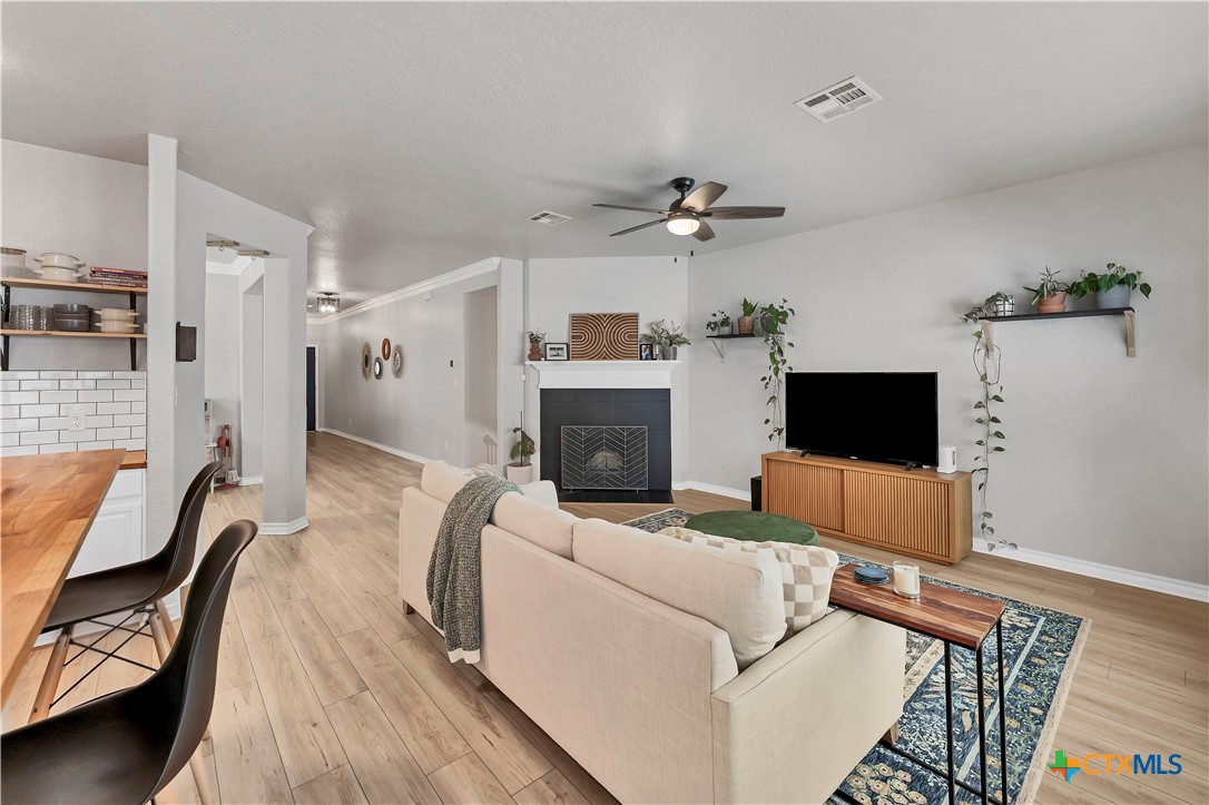 139 Brookview Property Photo 9