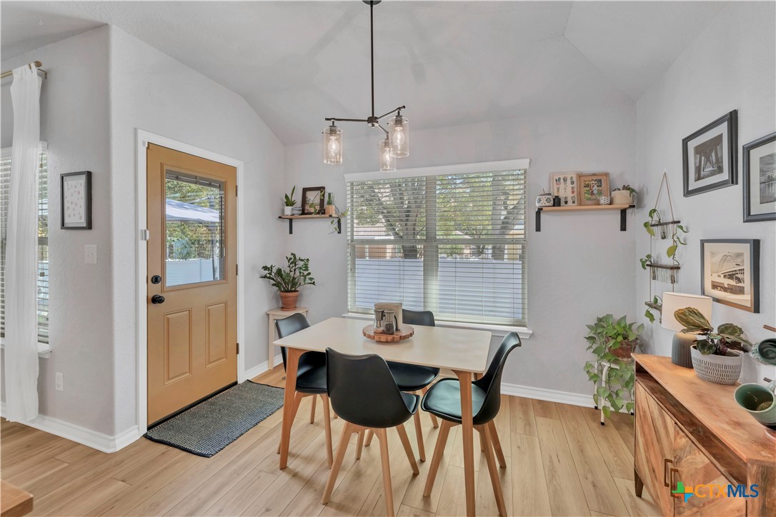 139 Brookview Property Photo 11