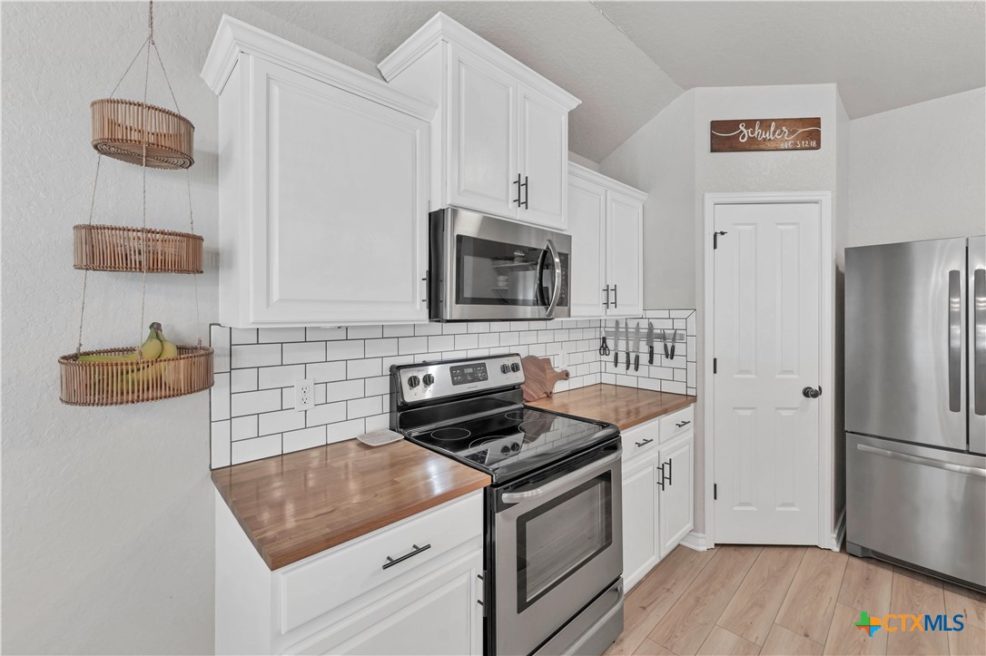 139 Brookview Property Photo 13
