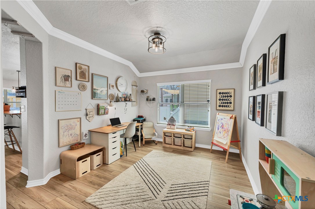 139 Brookview Property Photo 17