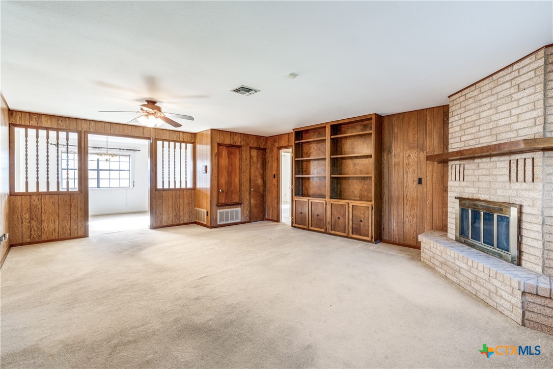 2230 Stagecoach Drive Property Photo 4