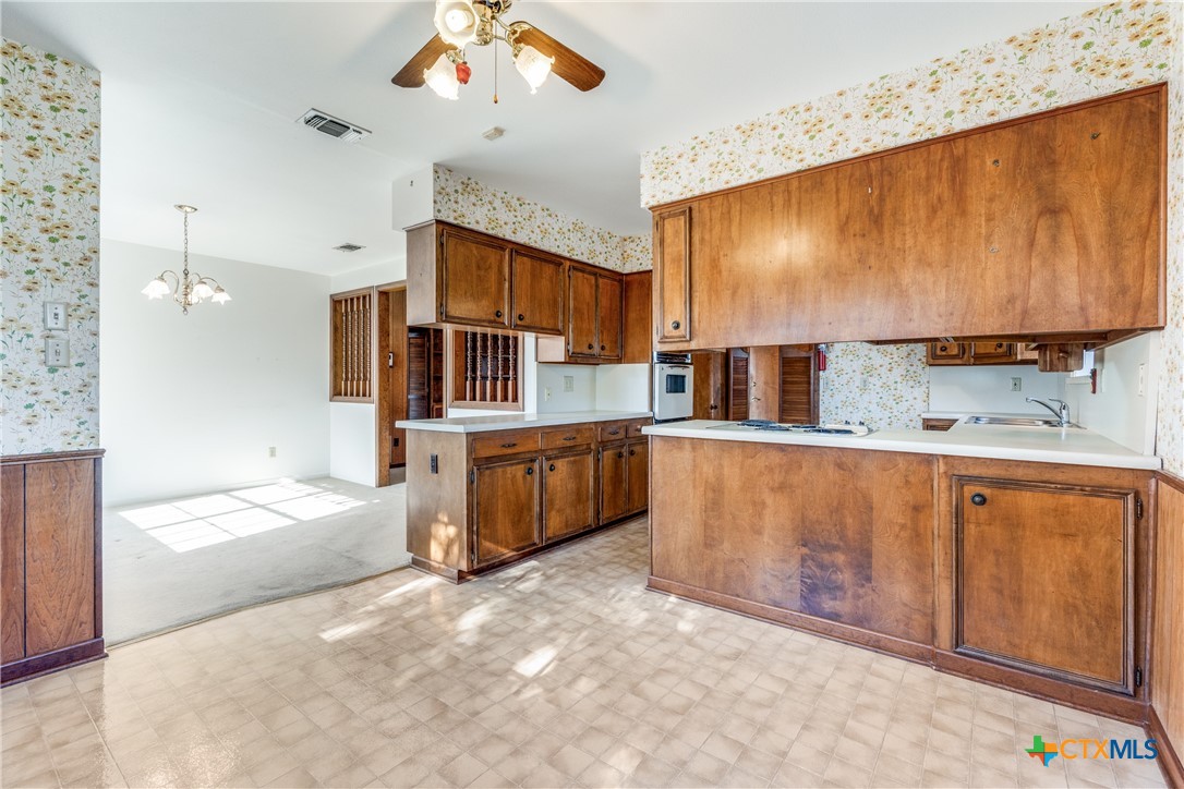 2230 Stagecoach Drive Property Photo 8