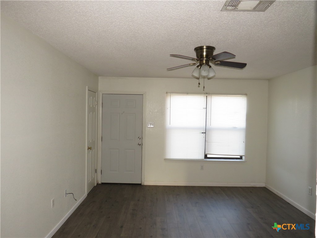 142 Wolf Road A Property Photo 3