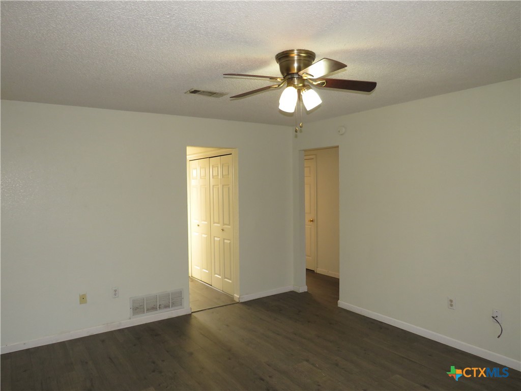142 Wolf Road A Property Photo 10