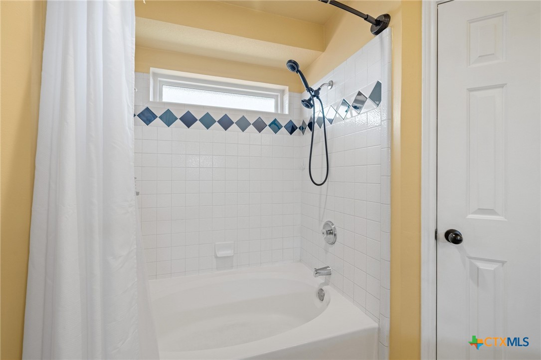 4210 Windwood Drive Property Photo 15