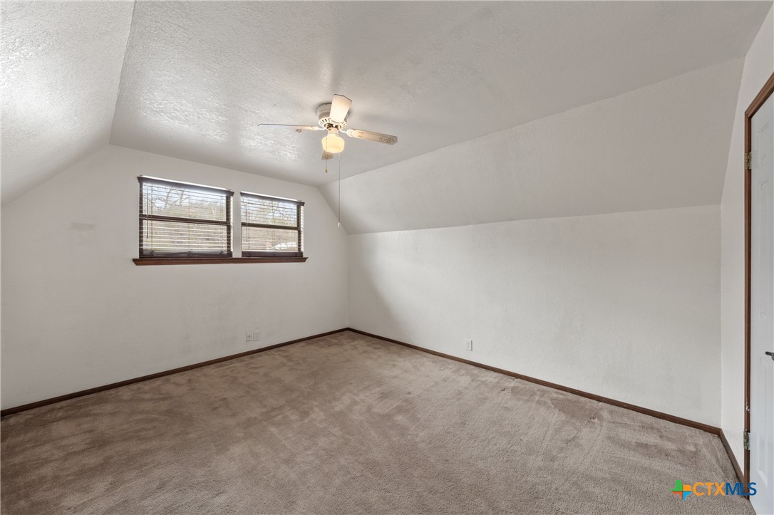 2821 Creek Side Drive Property Photo 34