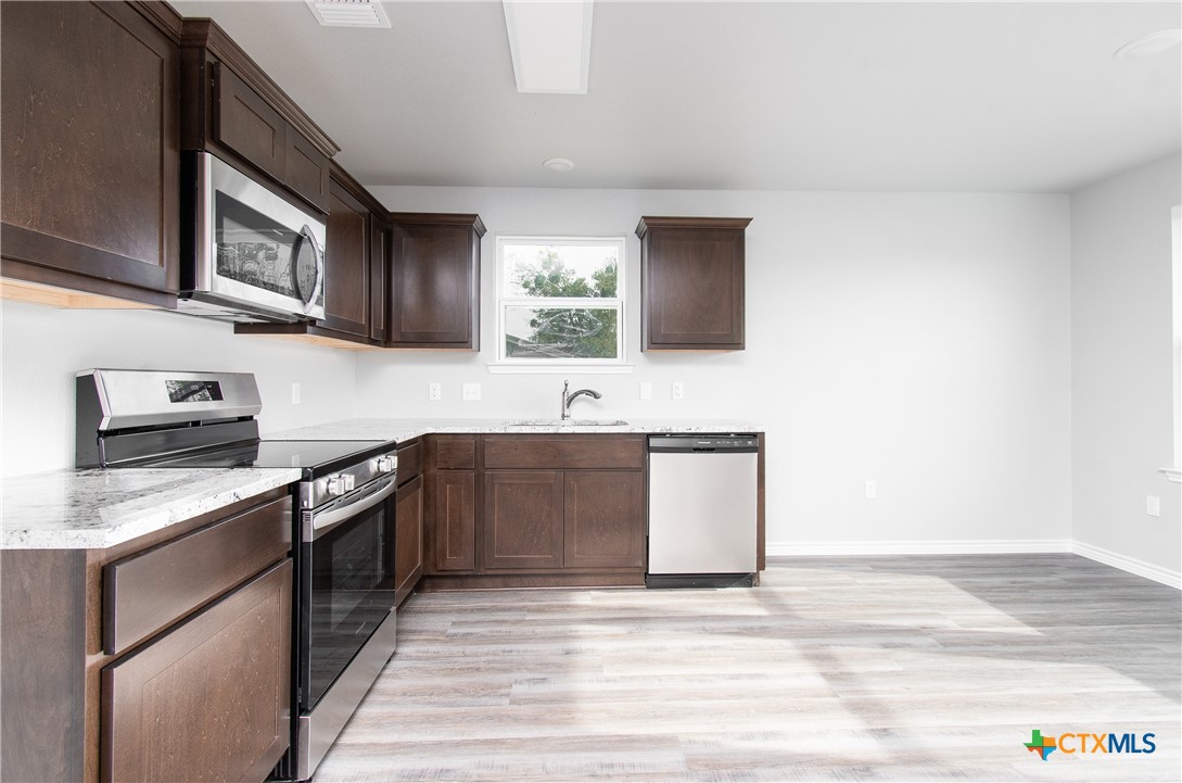 505 Harper Street Property Photo 22