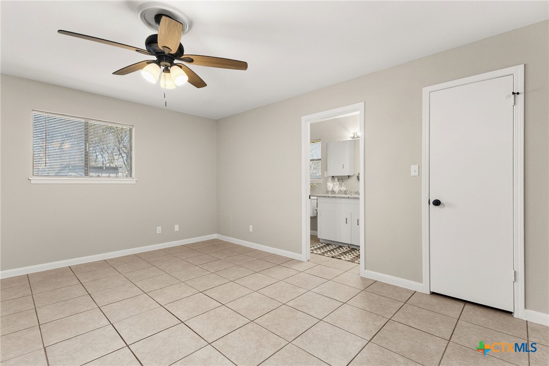 169 Woods End Property Photo 11