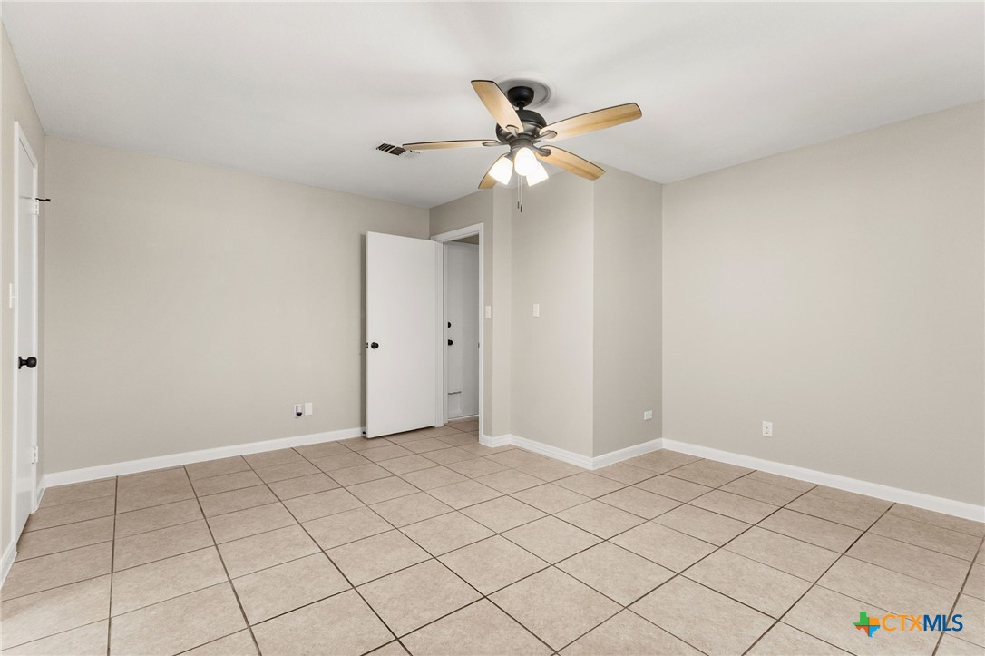 169 Woods End Property Photo 12