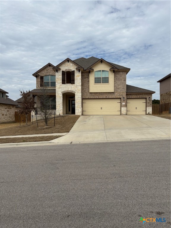 1311 Roma Street Property Photo 1