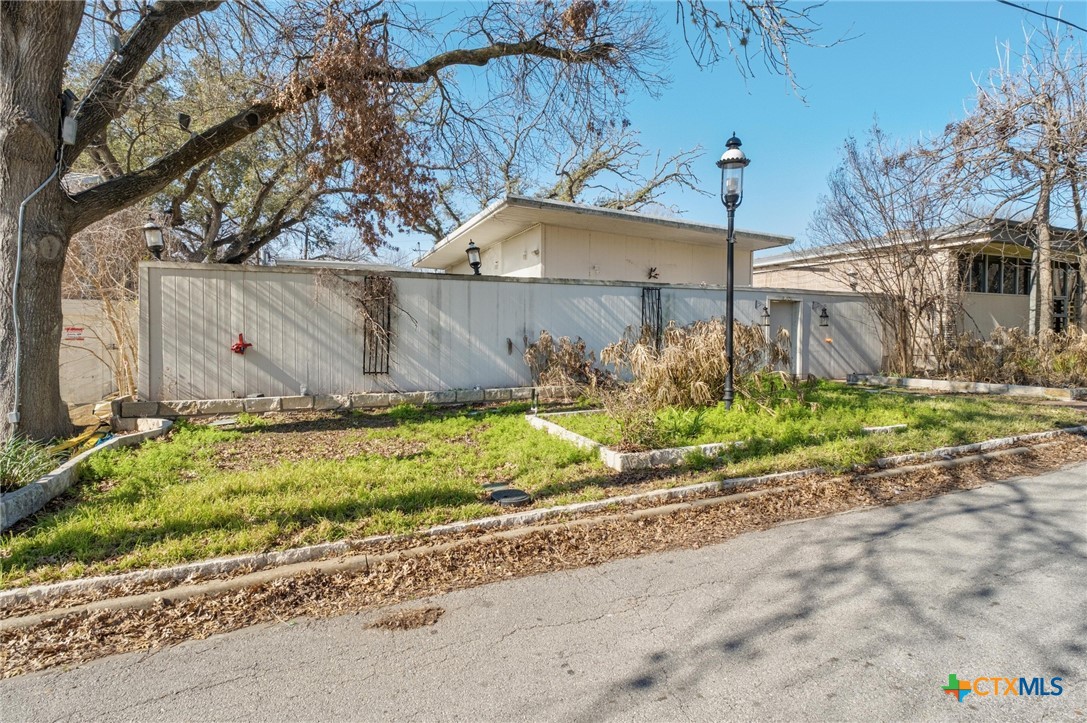 121 Scott Street Property Photo 3