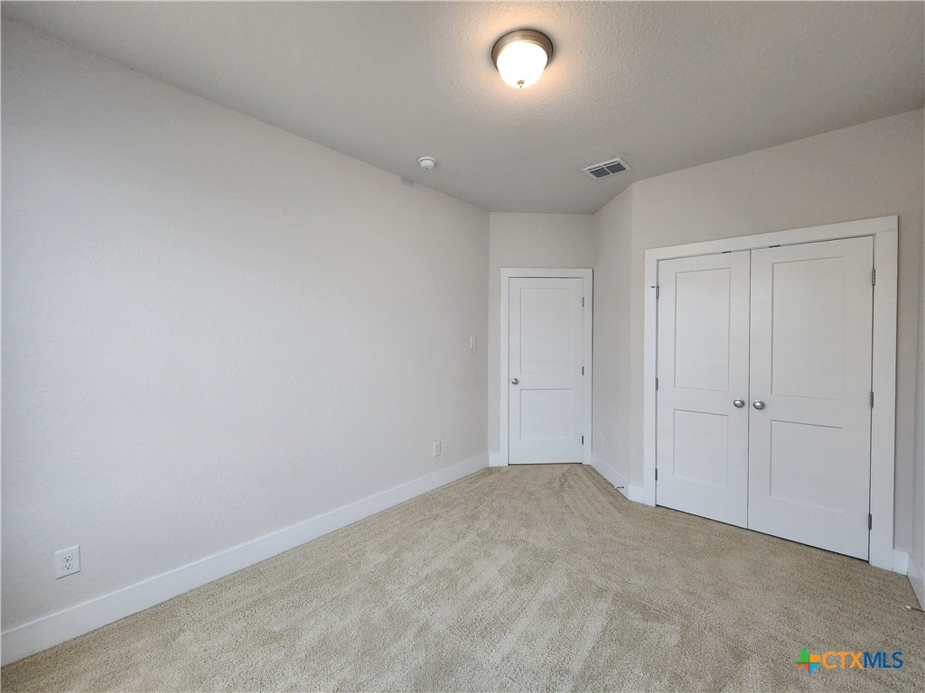 212 Sapphire Property Photo 20
