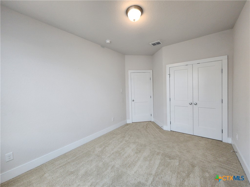 212 Sapphire Property Photo 21