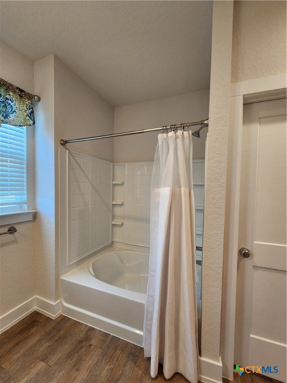 212 Sapphire Property Photo 26