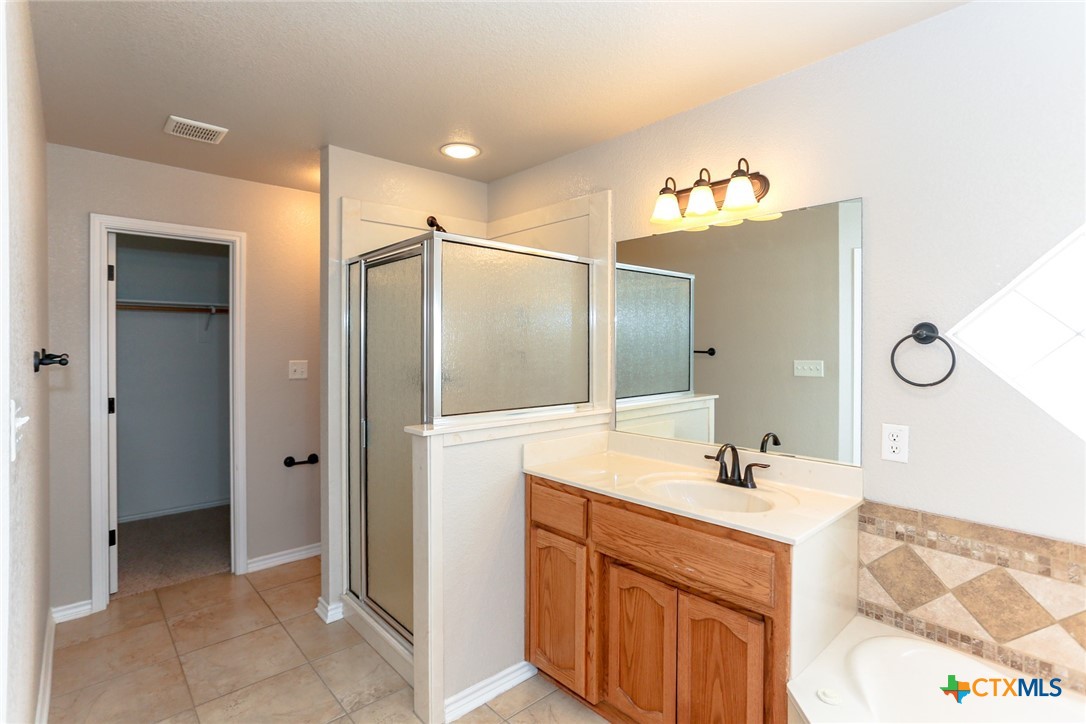 4812 Hammerstone Trail Property Photo 29