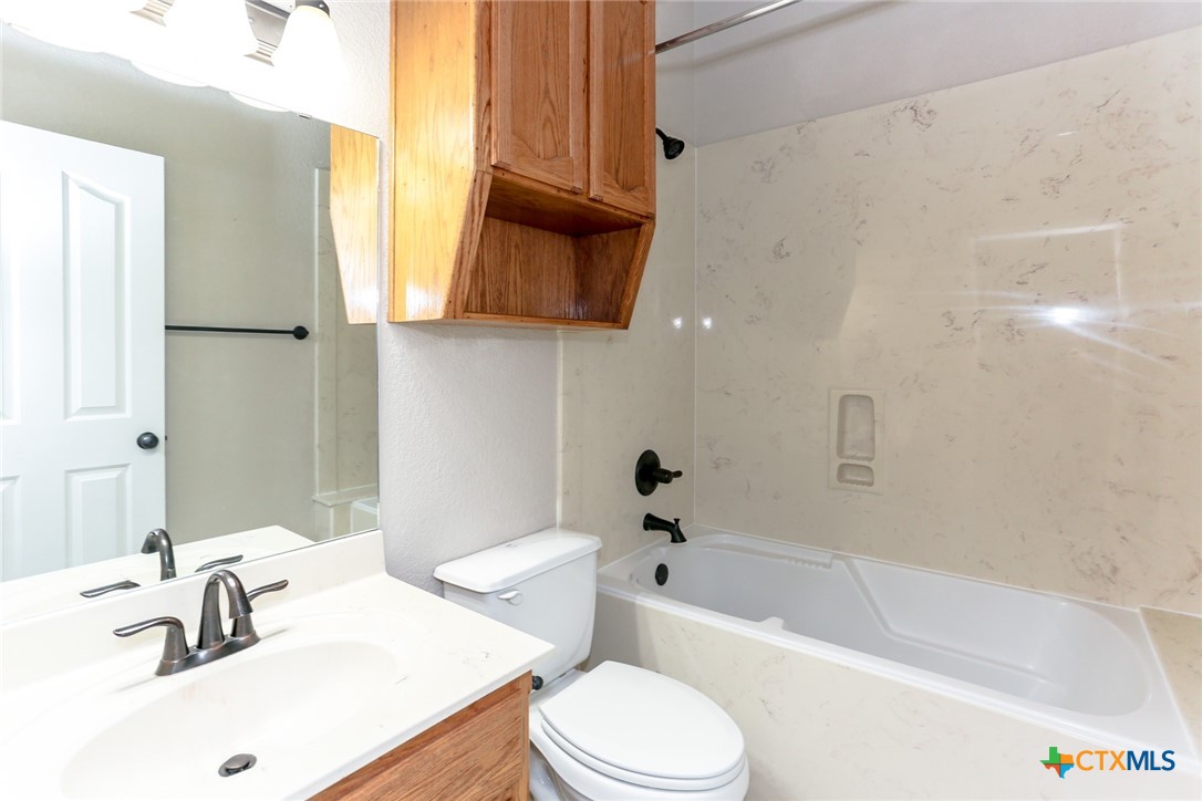 4812 Hammerstone Trail Property Photo 41