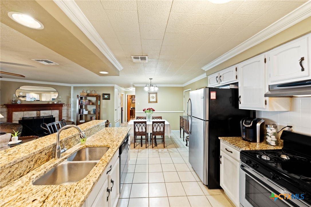 1588 Westview Court Drive Property Photo 6