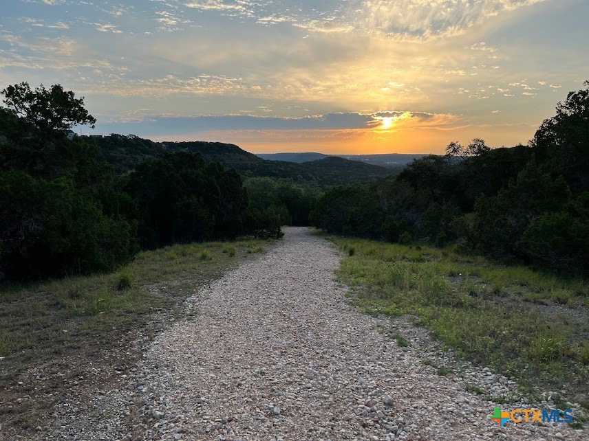 1069 Trail Pass Drive Property Photo 38