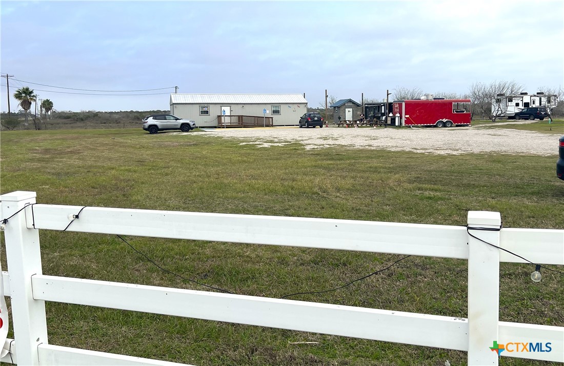 6302 Hwy 35 N Property Photo 2