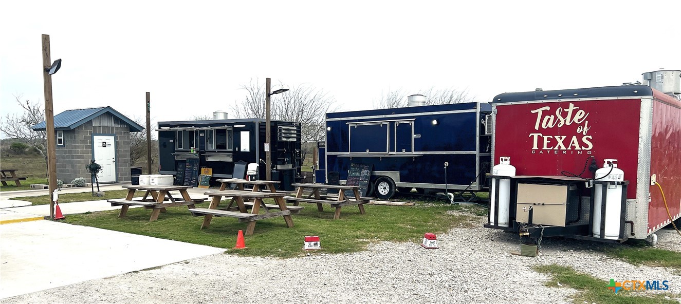 6302 Hwy 35 N Property Photo 3