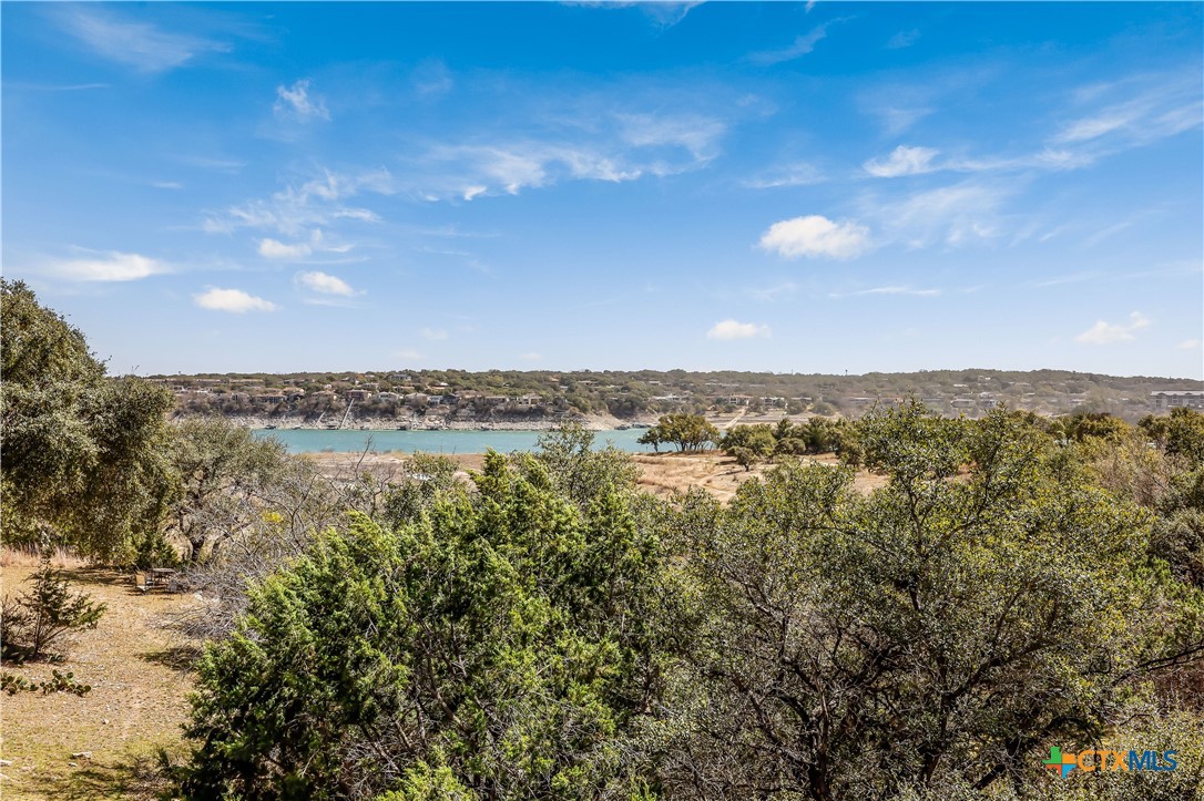 171 Comanche Point Property Photo 20
