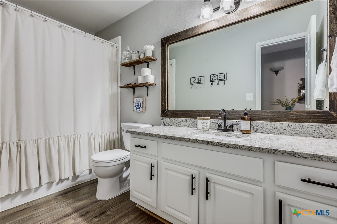 171 Comanche Point Property Photo 31