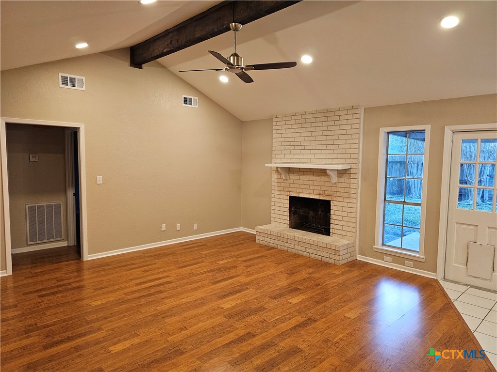305 Shiloh Drive Property Photo 2