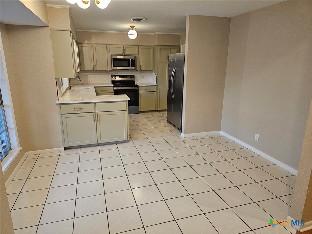 305 Shiloh Drive Property Photo 4