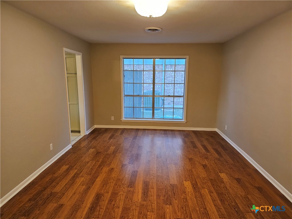 305 Shiloh Drive Property Photo 7