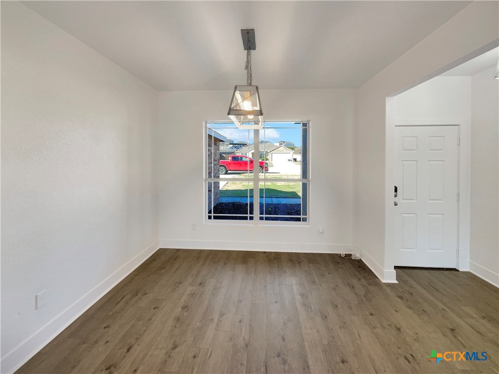 5004 Imperial Eagle Drive Property Photo 13