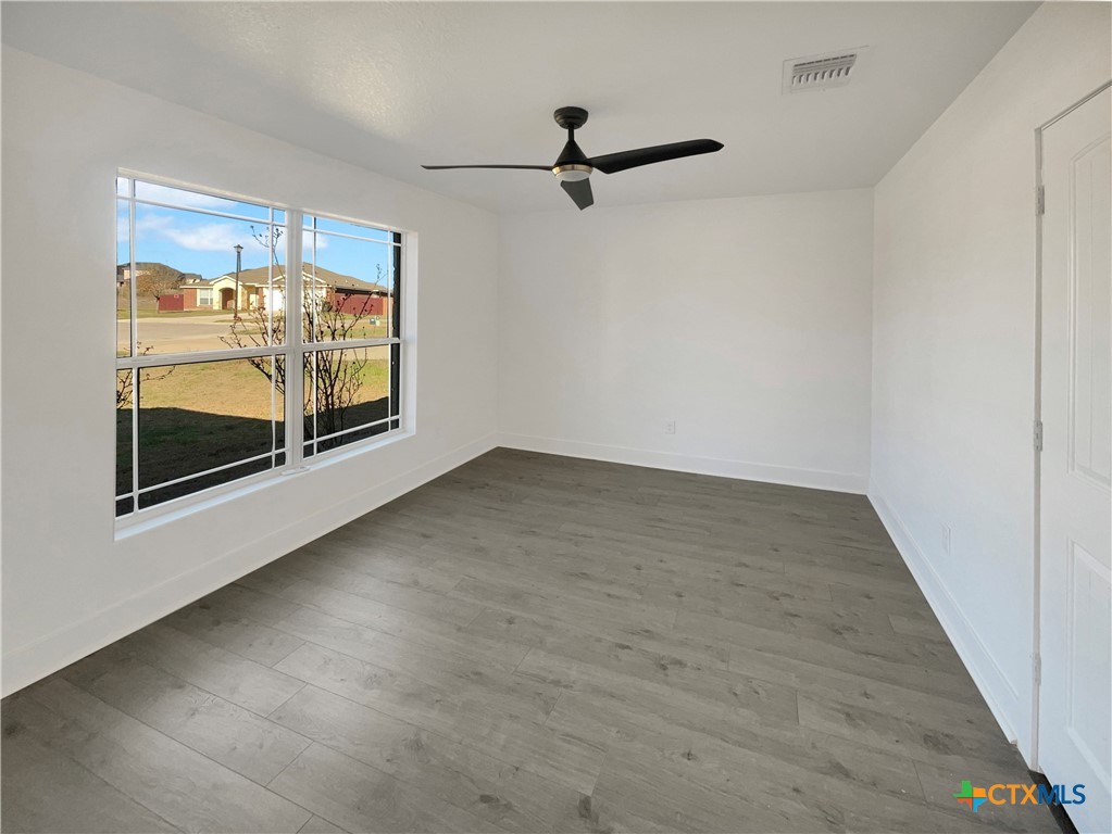 5004 Imperial Eagle Drive Property Photo 14