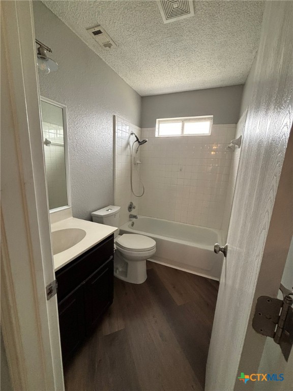 5909 Medina Drive Property Photo 12