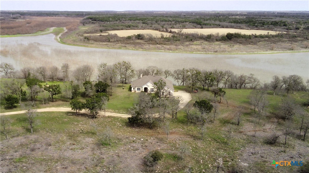 17452 Deer Ridge Road Property Photo 2