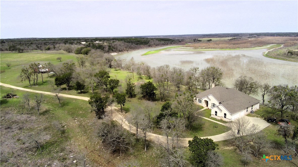 17452 Deer Ridge Road Property Photo 3