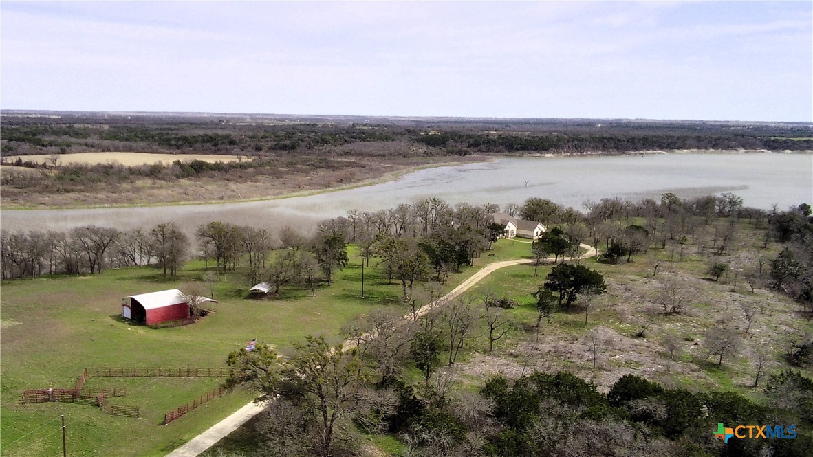 17452 Deer Ridge Road Property Photo 6