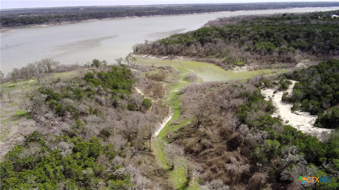17452 Deer Ridge Road Property Photo 9