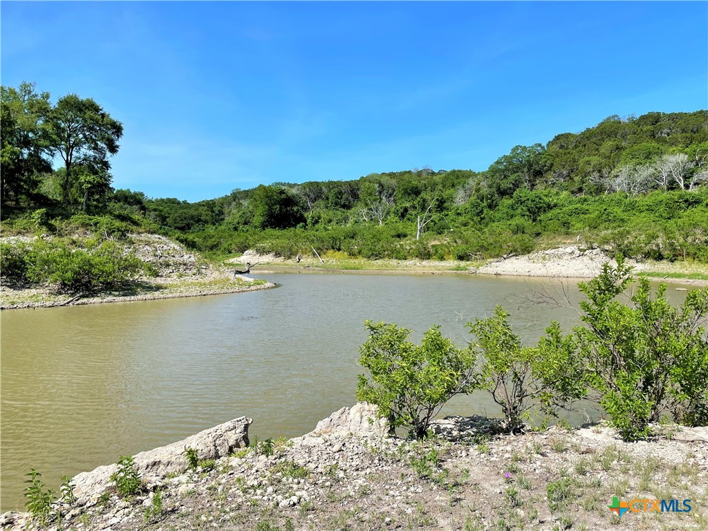 17452 Deer Ridge Road Property Photo 10