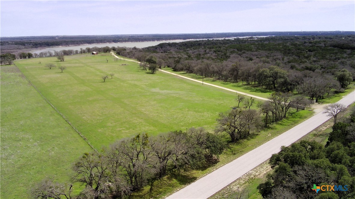 17452 Deer Ridge Road Property Photo 12