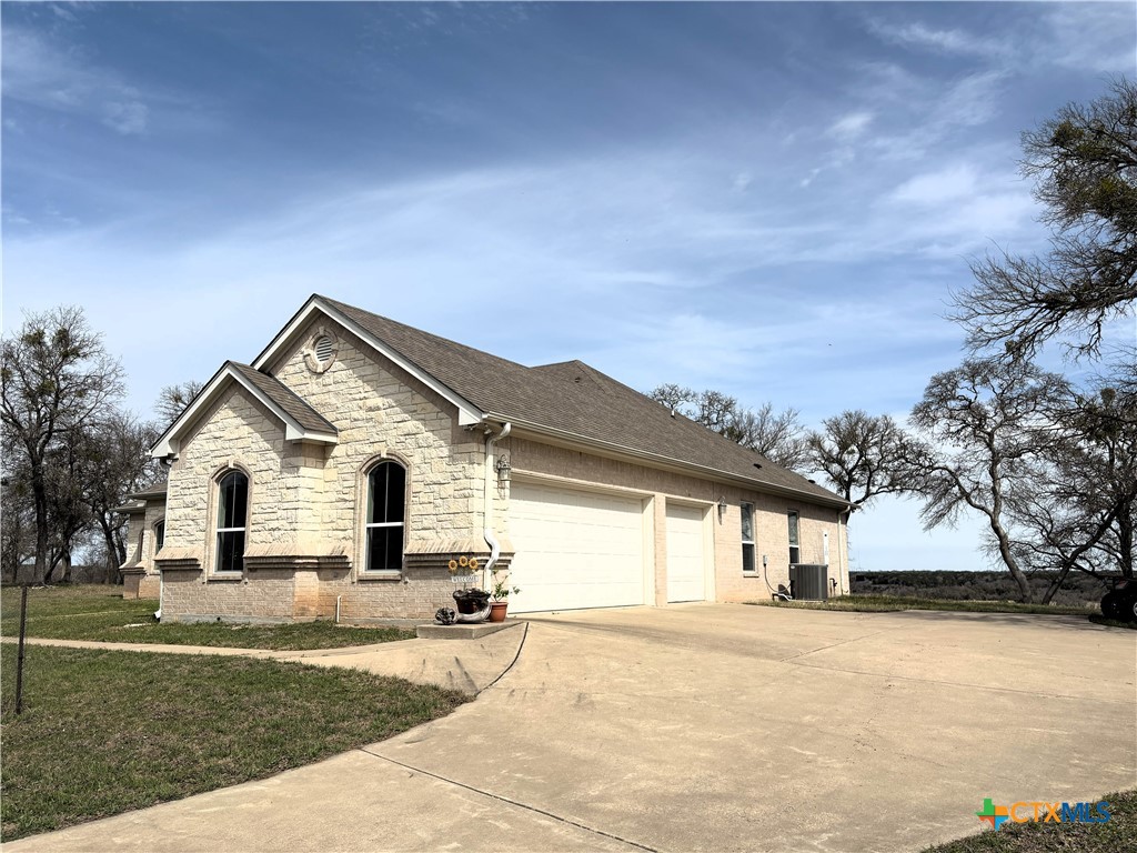 17452 Deer Ridge Road Property Photo 14