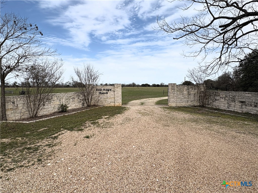 17452 Deer Ridge Road Property Photo 37