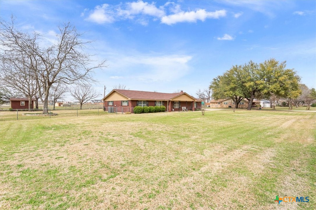 306 Brooks Drive Property Photo 2