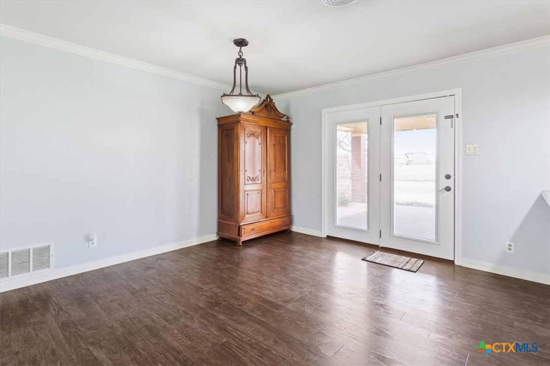 306 Brooks Drive Property Photo 11
