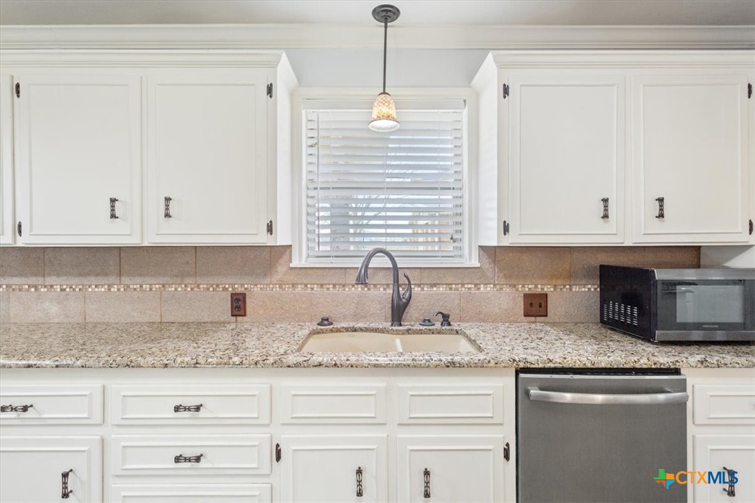 306 Brooks Drive Property Photo 13