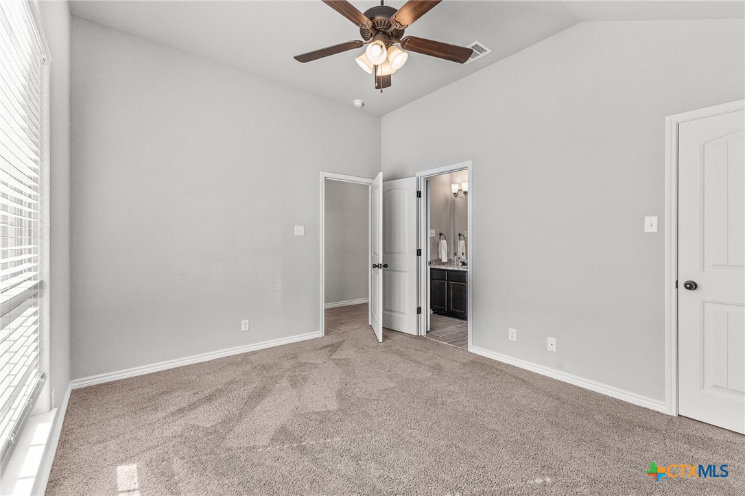 5309 Colina Drive Property Photo 8