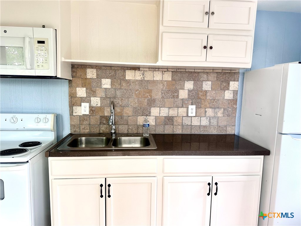 104 S 2nd Street Property Photo 7