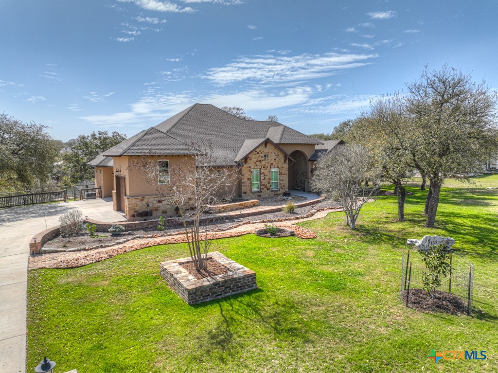 115 Laurel Wood Property Photo