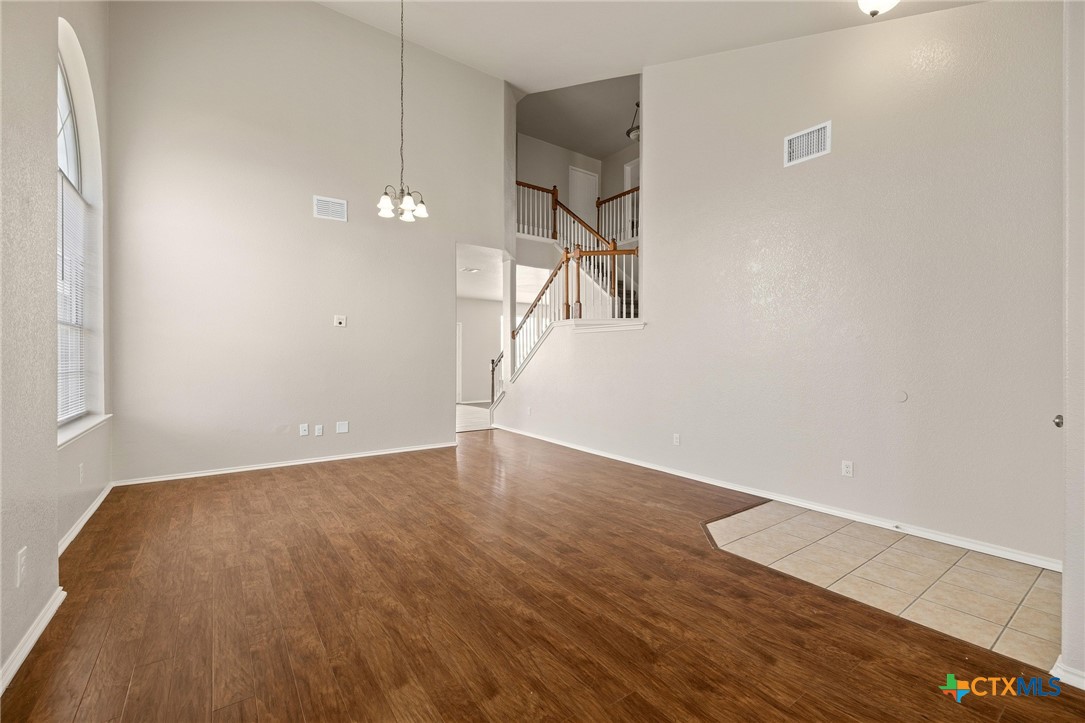 5804 Drystone Lane Property Photo 7