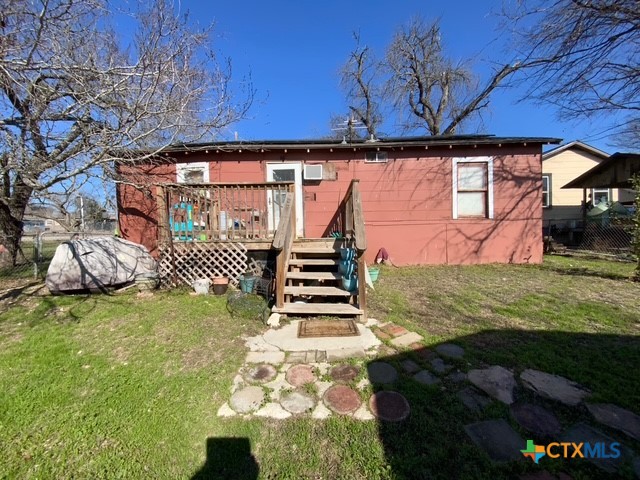 2071 Eastman Avenue Property Photo 3