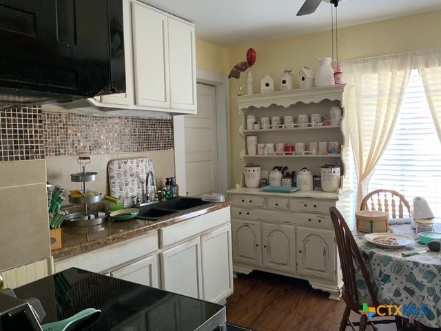2071 Eastman Avenue Property Photo 10