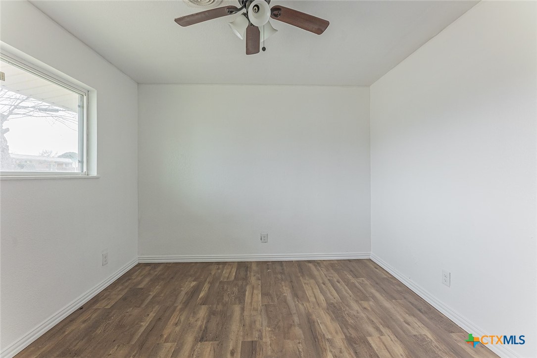 1129 Chippendale Drive Property Photo 21